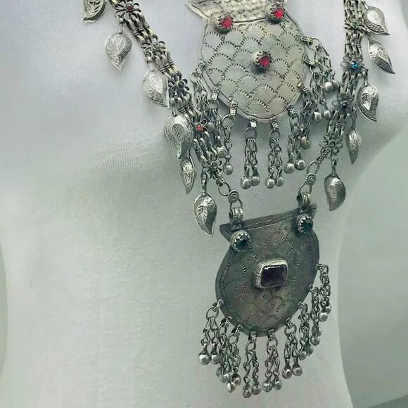 Multi Layered Silver Kuchi Antique Necklace, Unique Silver Big Pendants Necklace - Picture 8 of 11